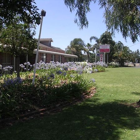 Exies Bagtown Motel Griffith Exterior photo